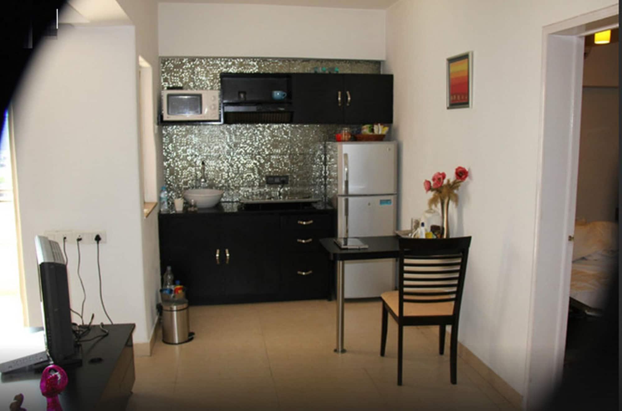 Royal Orchid Golden Suites Pune Exterior foto